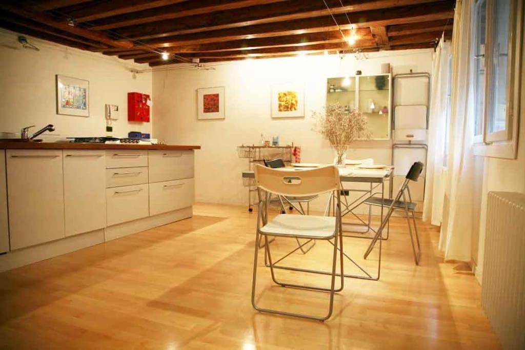 Bellissimo Appartamento In Palazzo Storico Velence Kültér fotó